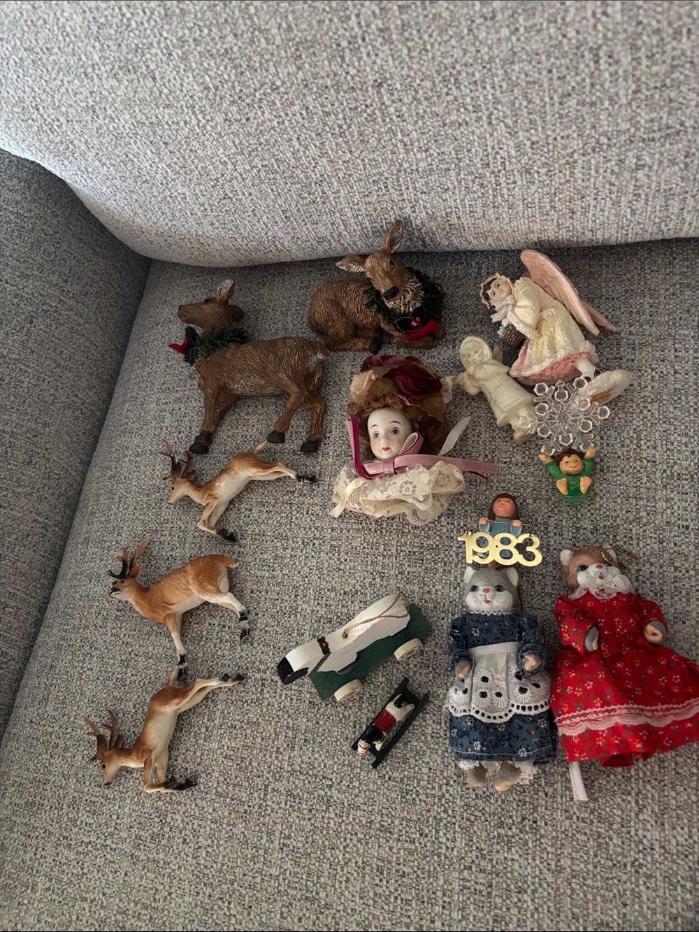 Assorted vintage holiday  Figurine Lot - Mixed Colors